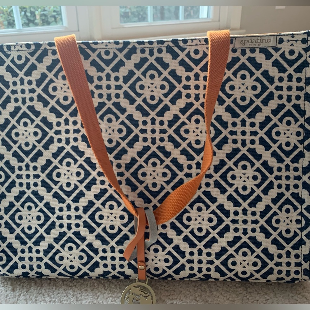 Spartina 449 Geometric Navy and Cream Tote